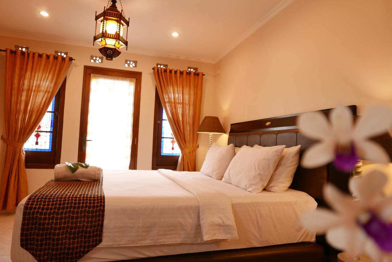 Ciwulan 36 Guest House Bandung Kültér fotó